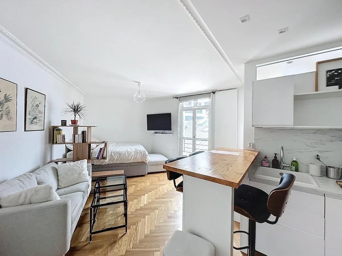 Apartament Paris 8 Madeleine Beauty 0*,