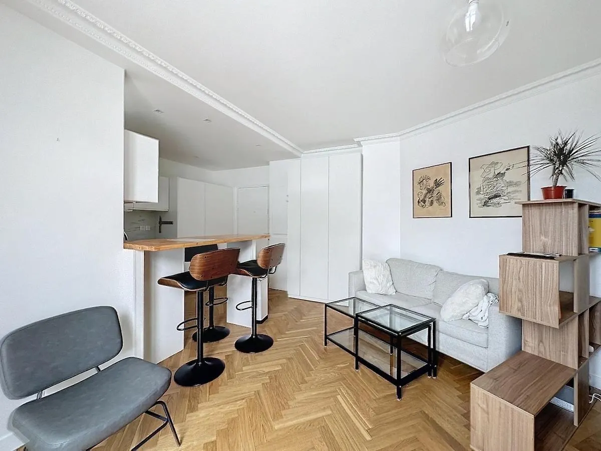 Apartament Paris 8 Madeleine Beauty Francja