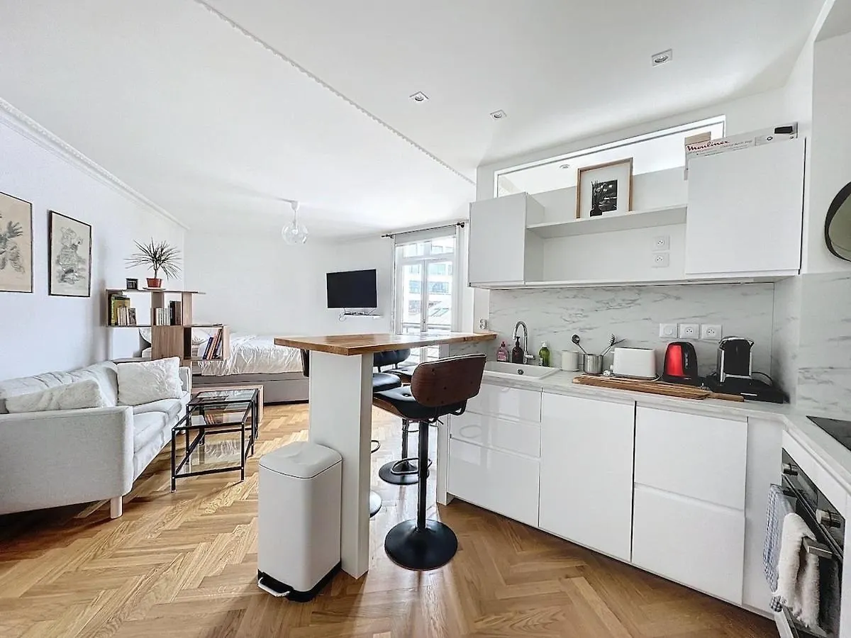 Apartament Paris 8 Madeleine Beauty Francja